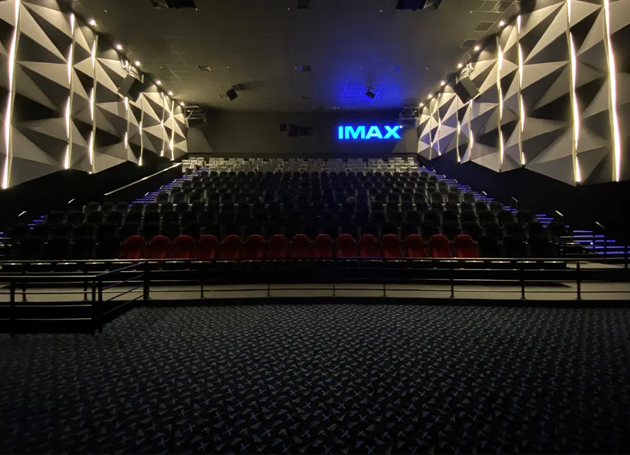 Sala IMAX en el centro comercial Nuestro Bogotá